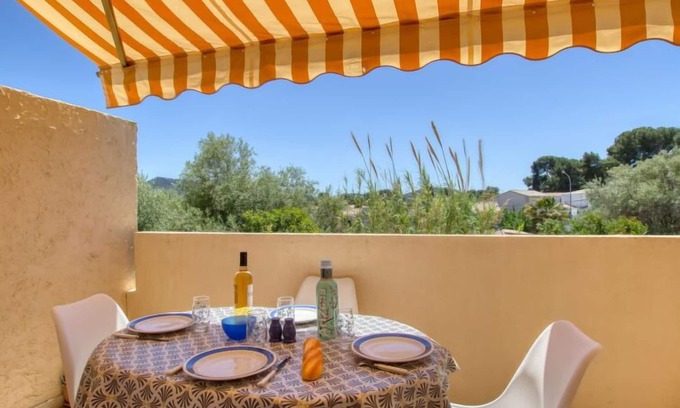Les Lecques Apartamento | Les Lavandes by Interhome
