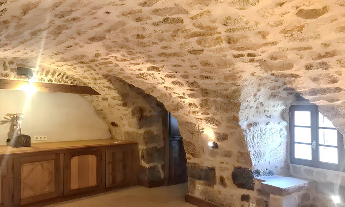 Saint-Hilaire-Cusson-la-Valmitte Casa | Homerez - Casa en Saint-Hilaire-Cusson-la-Valmitte