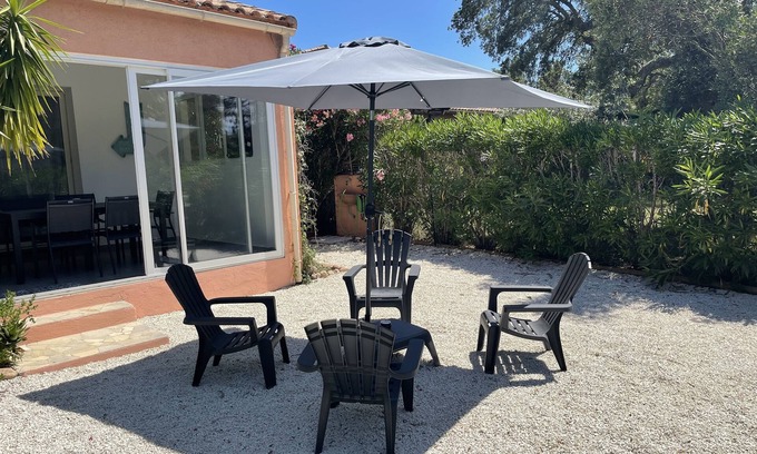Sainte-Lucie-de-Porto-Vecchio Casa | House pinarellu private garden walk to beach