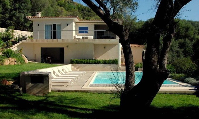 Tighine Casa | Sainte Lucie Pv/Pinarello Luxury family villa sea view swimming pool garden