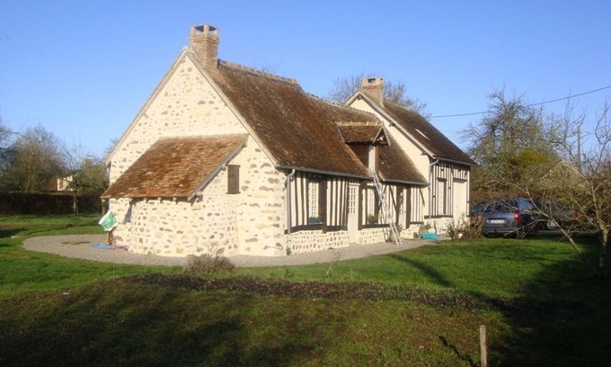 Villeneuve-en-Perseigne Cabaña | Casa rural Villeneuve-en-Perseigne-La Fresnaye-sur-Chédouet, 2 dormitorios, 4 personas