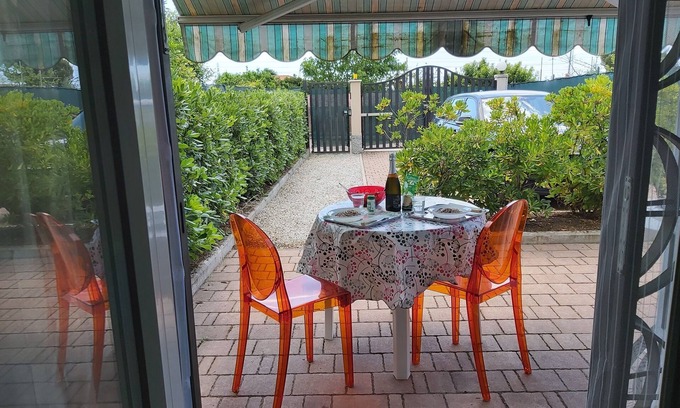 Massa Casa | Fra Mari, Monti, Castelli