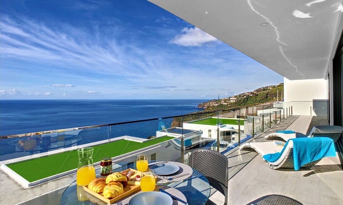 Tabua Apartamento | Francelho 1 Apartment by LovelyStay