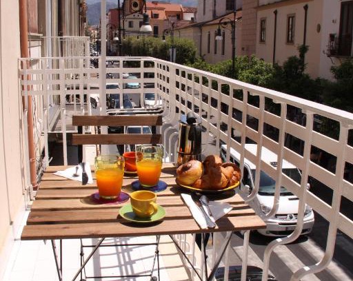 Sorrento Historic Centre Apartamento | Francesco Suite