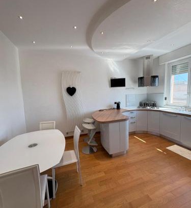 Pegli Apartamento | Frank's Sunset