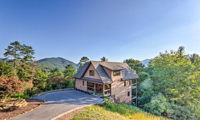 Franklin Casa | Franklin Cabin in Nantahala National Forest!