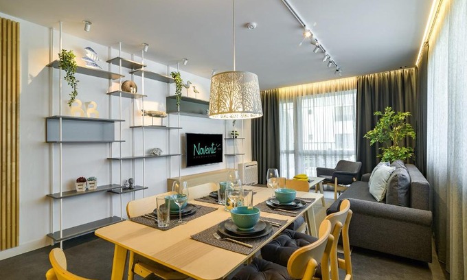 Primorski Apartamento | Freddo apartment - Coral Residence complex with parking & pool