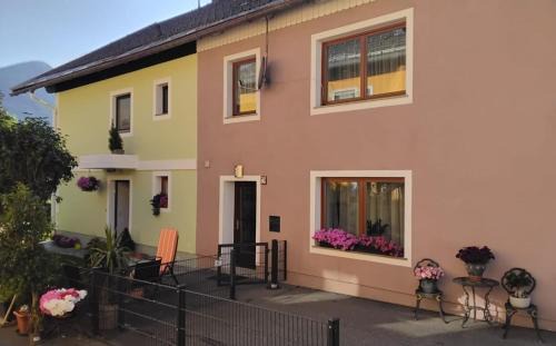 Dellach Apartamento | Freddys Gästehaus mit 3 Schlafzimmer