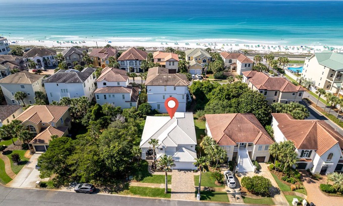 Avalon Beach Estates Casa | Free Activities! Avalon Beach Estates! 30 Paginet Road!
