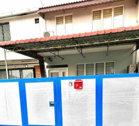 Taman Seri Gombak Casa | Free & Easy Leisure Homestay