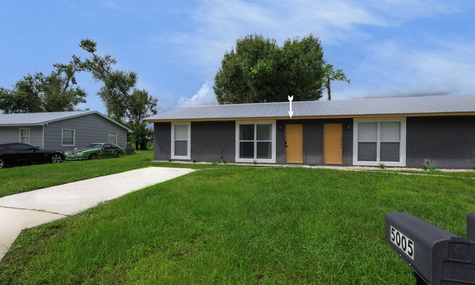 Lakewood Park Apartamento | FREE: High Speed Wi-FinFREE: ParkingnFREE: Coffee/TeanFREE: Netflix/Prime Video