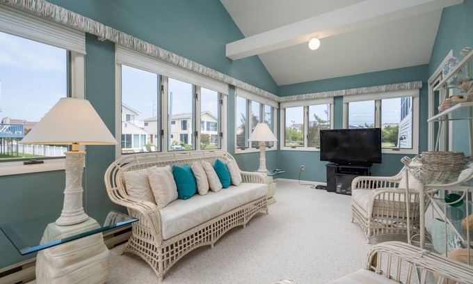 South Bethany Harbor Casa | Free Linens & Cleaning - Henlopen Cottage