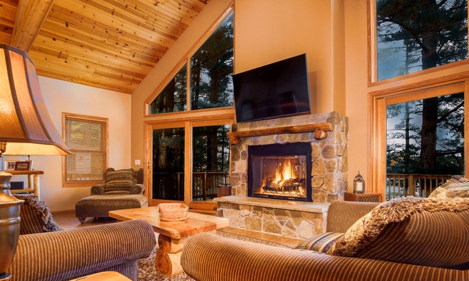 Redgranite Cabina | Wknds 2 nts w / 3rd nt GRATIS 5 bdrs sala de juegos de lujo lake lodge slps 1-22
