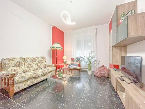 Savona Apartamento | Free Parking - Elegante Casa con WiFi -SmartTv