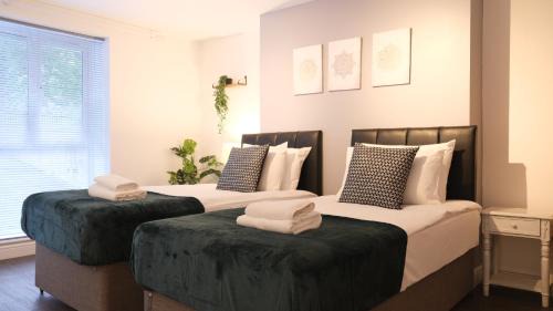 Bedford Apartamento | Free Parking & Garden & Central Contractor