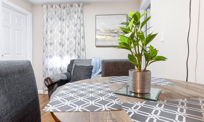 Utica Apartamento | Free Parking, Laundry, Wi-Fi, 6 Min WYNN Hosp/Nexus Center, Downtown Utica NY3