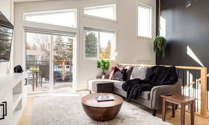Rosscarrock Casa | Free Parking, Perfect Family Home w/ King Bed