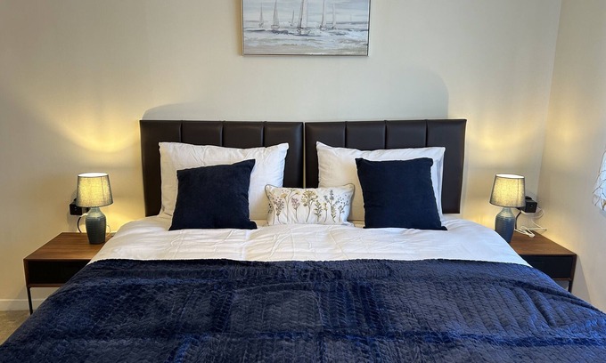 Littlemore Casa | Free Parking | Private Garden | Fully Equipped | Family Friendly | Bus Stop