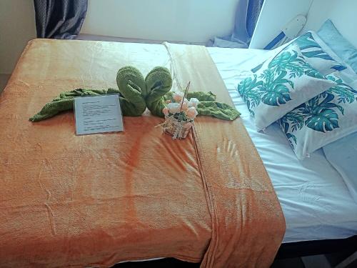 Mabolo Apartamento | Free WI-FI and Pool Persimmon Condominium