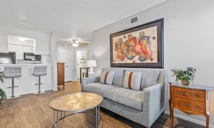 Park Central Apartamento | FREE WIFI | 1 BEDROOM APT | DALLAS