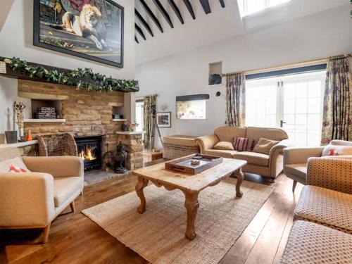 Ashby Saint Ledgers Casa | Freestone House