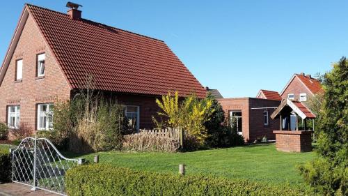 Krummhoern Casa | Freistehendes Haus mit großem, eingezäunten Garten, Sauna, Kamin