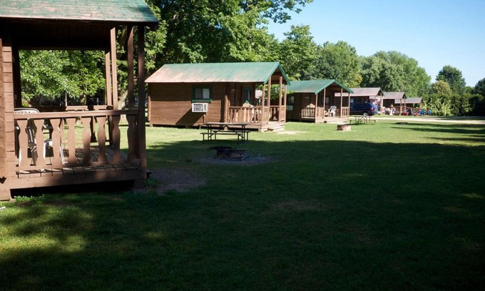 Fremont Complejo | Fremont Jellystone Park Cabin 8