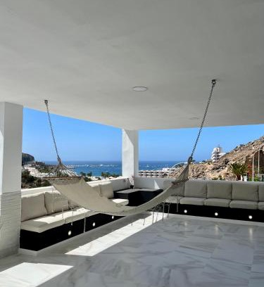 Mogan Hostal | French Connection