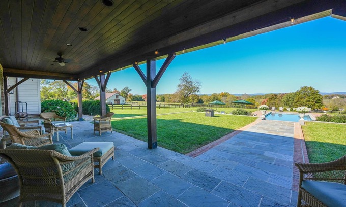 Blue Ridge Casa | French Country Estate on scenic Lincoln Rd just 5 miles south of Purcellville.