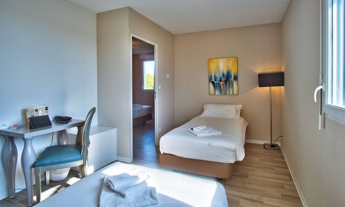 Mouguerre Casa | French Getaway in Trendy Town! 3 Convenient Units, FREE Parking