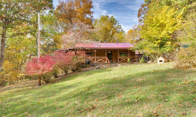 French Lick Cabina | French Lick Getaway w/ Deck, Grill & Fire Pit!