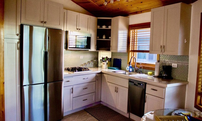 Green Cay Plantation Cabaña | Frenchman's Bay Cottage - Close to Limetree Beach
