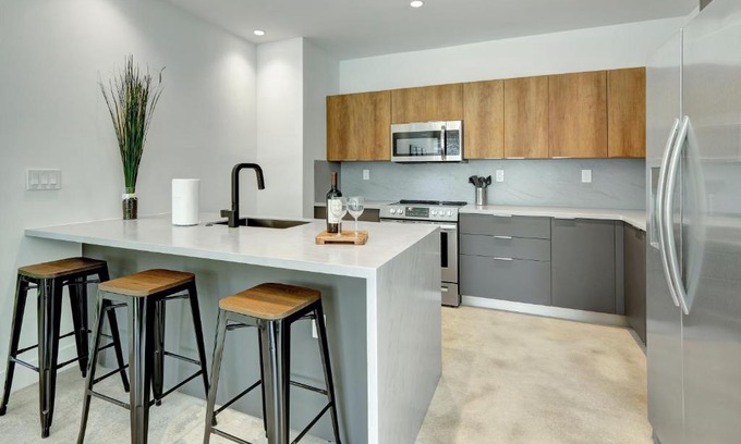 Miami Shores Casa | Fresco 1, Modern Design, Brand New Construction and Furniture