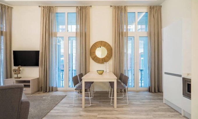 Centro Hotel | Fresh Velazquez Apartments