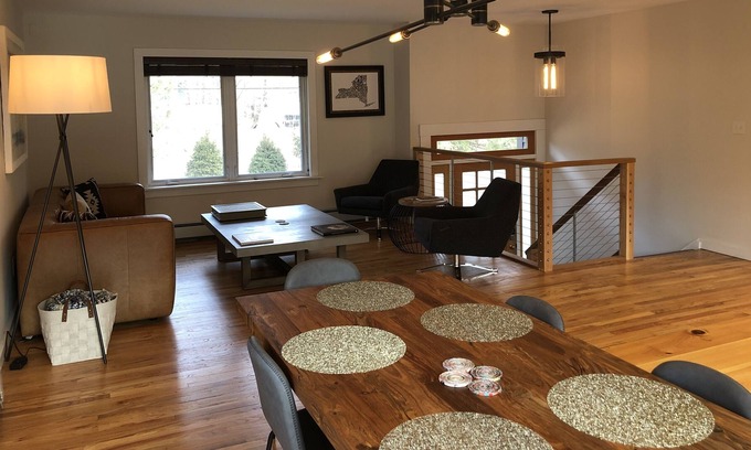 Mount Tremper Casa | Casa recientemente renovada en Catskills Sweet Spot !!!