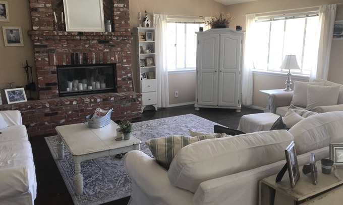 Shell Beach Casa | Freshly renovated Shell Beach charmer! (License No. 20538)