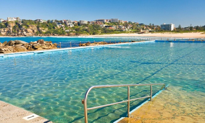 Freshwater Casa | Freshwater Villa - Seconds to the Beach