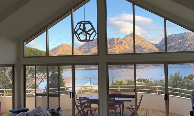 Coles Bay Casa | Una vista cautivadora que no creerás hasta que la veas.