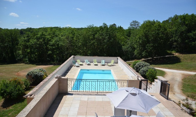 Mauzens-et-Miremont Casa | Freyssines, encantadora casa familiar con piscina privada, se admiten mascotas