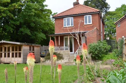 Wymondham Casa | Friarscroft Lodge Holiday Home