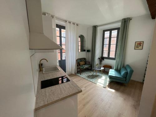 Intra Apartamento | FRIDA APARTMENT