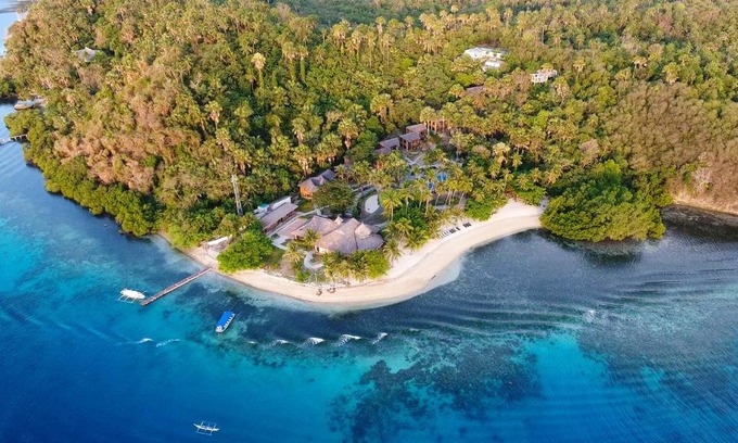 Mindoro Complejo | Fridays Puerto Galera