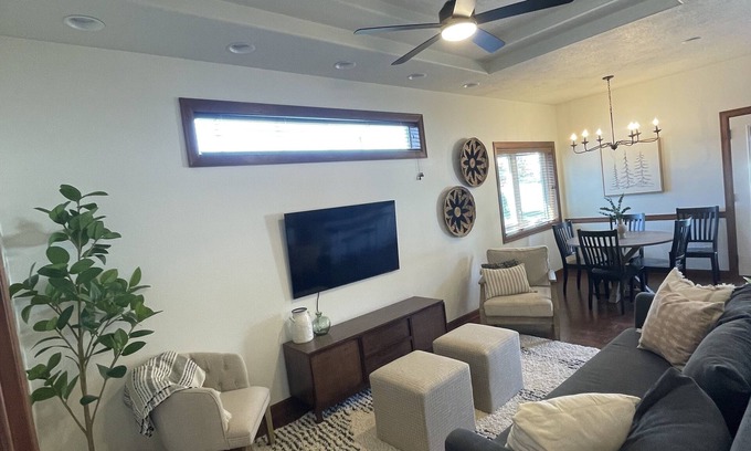 Sioux Falls Casa | Friendly Falls Staycation
