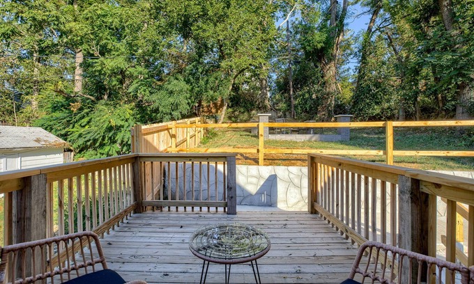 Riverview Casa | Friendly Getaway Home w/ Backyard & Firepit for Extended Stays near Downtown KC