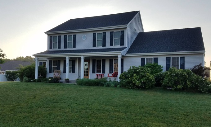Neenah Casa | Ideal para familias, tranquilo callejón sin salida: ¡a 15 minutos de Oshkosh EAA o Appleton ATW!