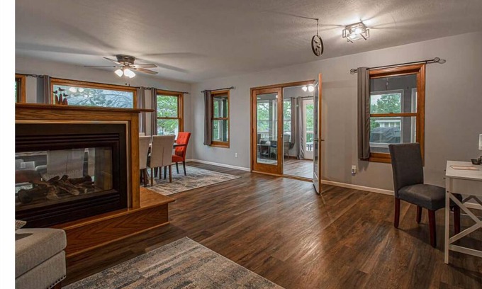 Lake City Casa | Friends & Family Getaway- Sauna, Fireplaces, Firepit