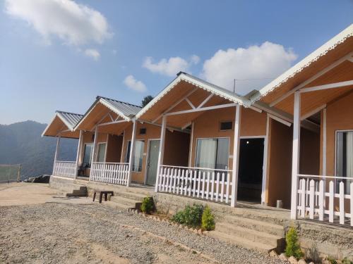 Rajgarhi Complejo | Friendship inn hotel and resorts