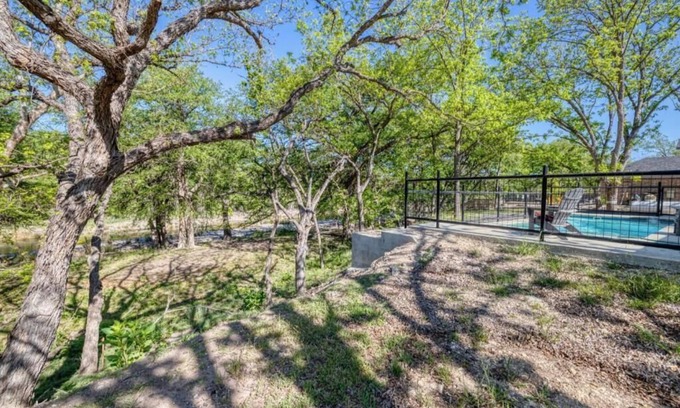 Leakey Otro | Frio Pecan Farm House 35