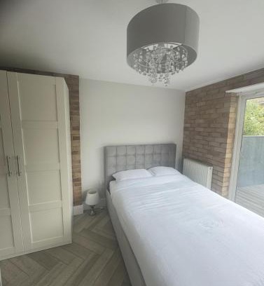 Eastbourne Casa | Frobisher