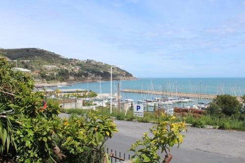 San Lorenzo al Mare Casa | Froggy House